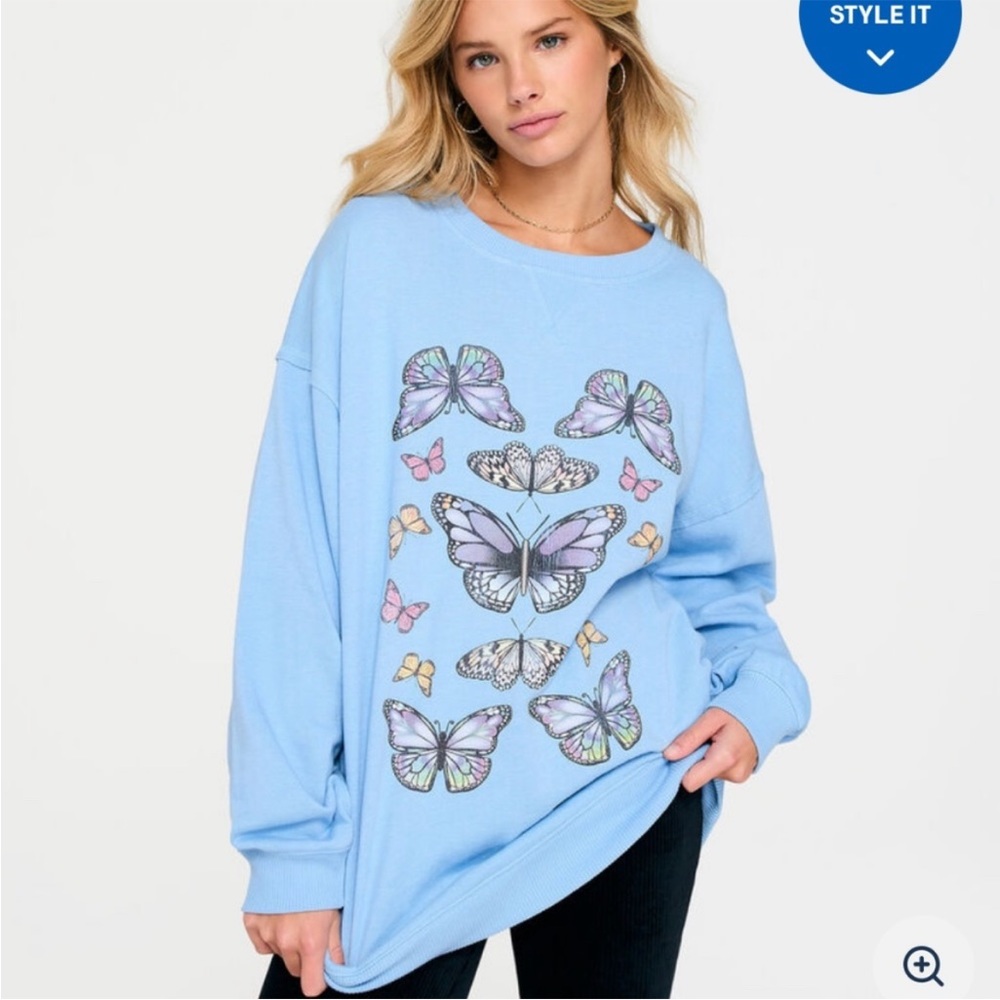 Aeropostale blue butterfly pullover sweater